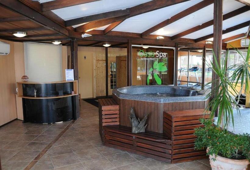 هتل Arapey Oasis Termal