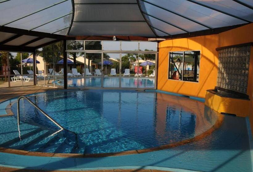 هتل Arapey Oasis Termal