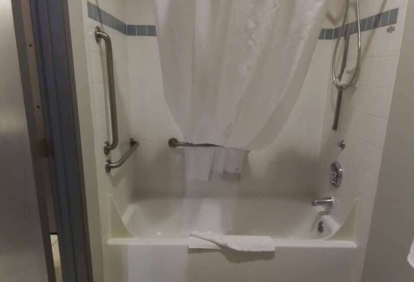 ホテル Baymont By Wyndham Moses Lake