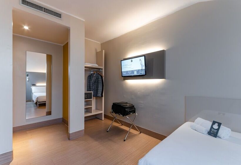 B&b Hotel Trieste