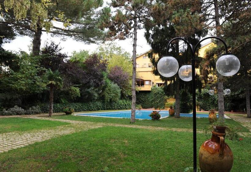 ホテル Benito Al Bosco