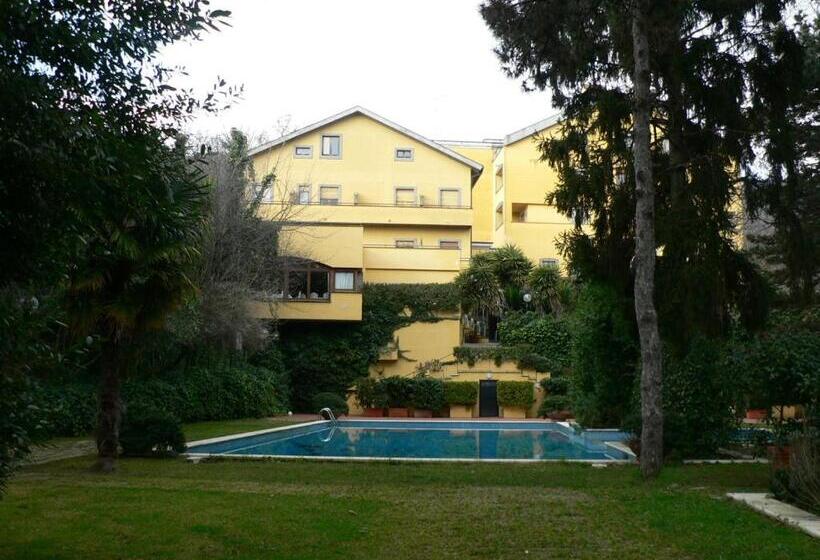 ホテル Benito Al Bosco