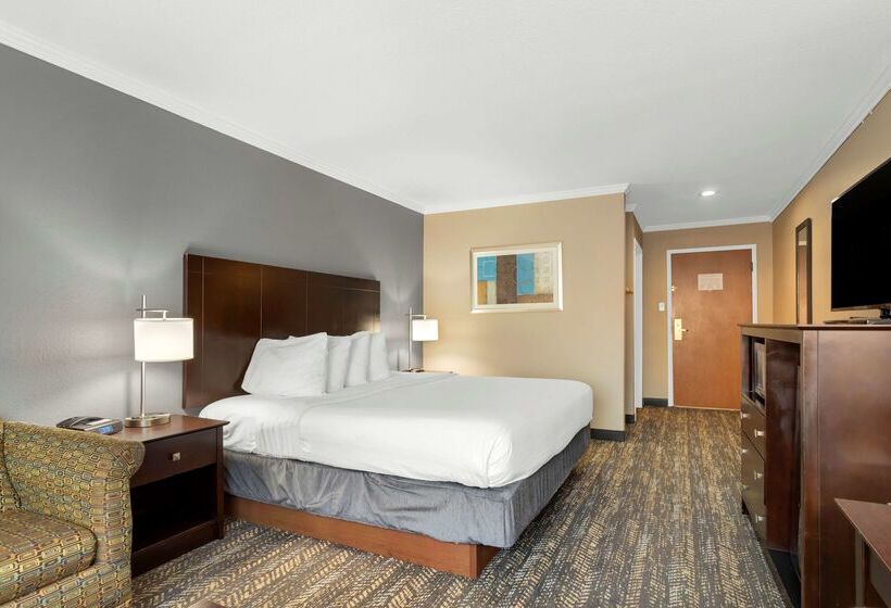 בית מלון כפרי Best Western Natchitoches Inn