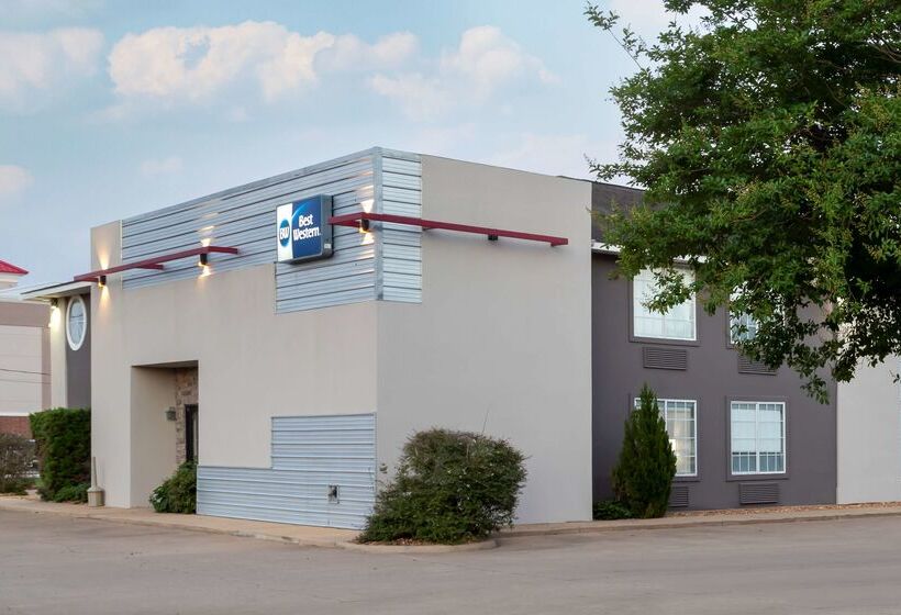 בית מלון כפרי Best Western Natchitoches Inn