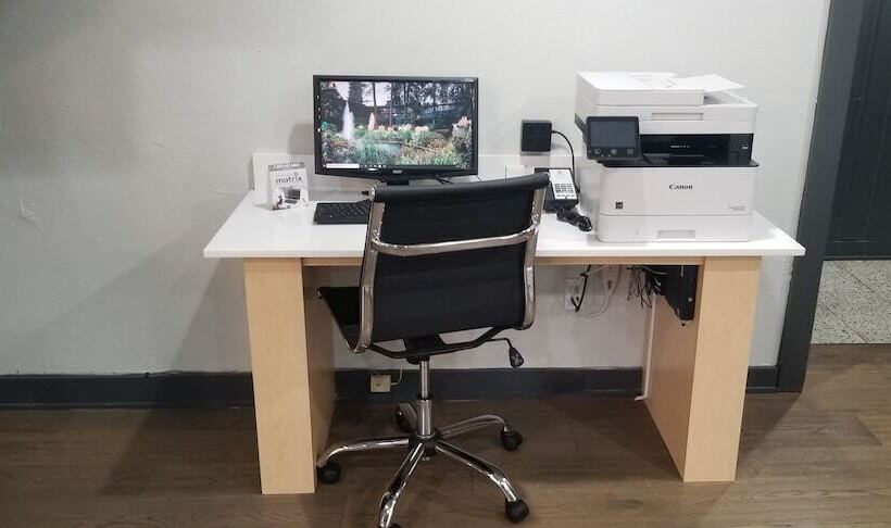 هتل Best Western Portland West Beaverton