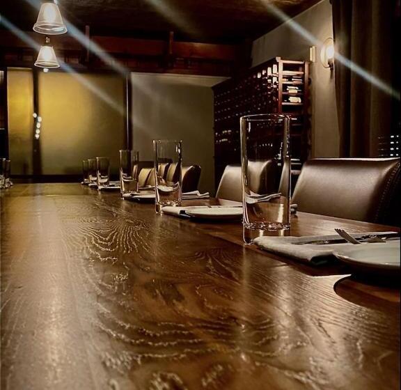 هتل Best Western Portland West Beaverton