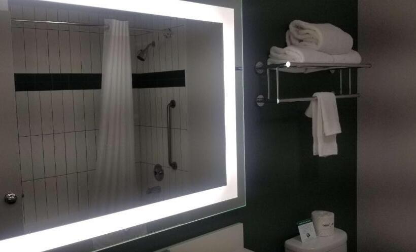 هتل Best Western Portland West Beaverton