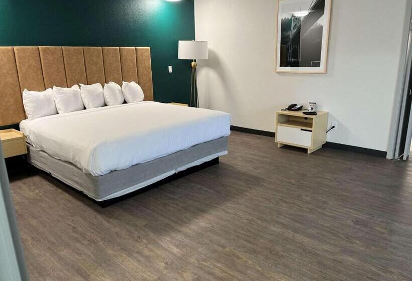 هتل Best Western Portland West Beaverton