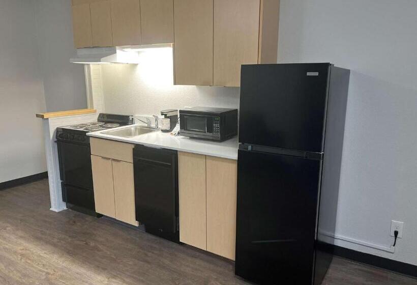 هتل Best Western Portland West Beaverton