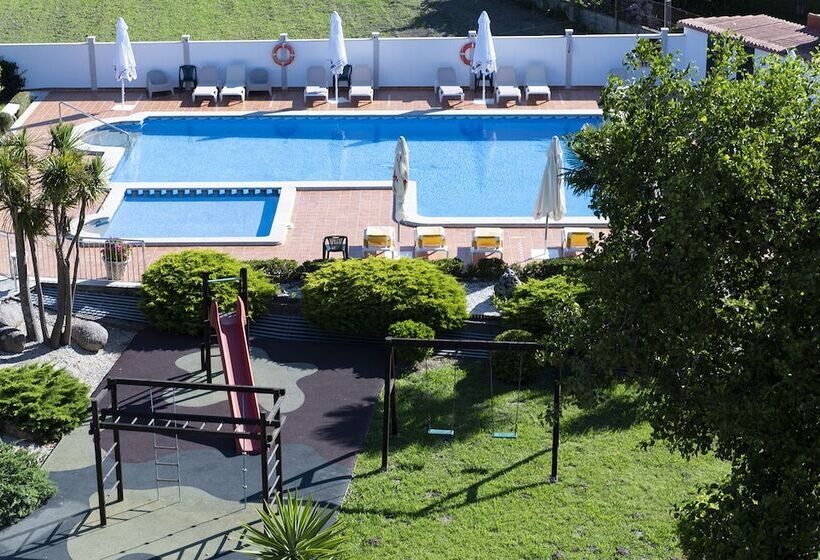 هتل Cabo Festiñanza