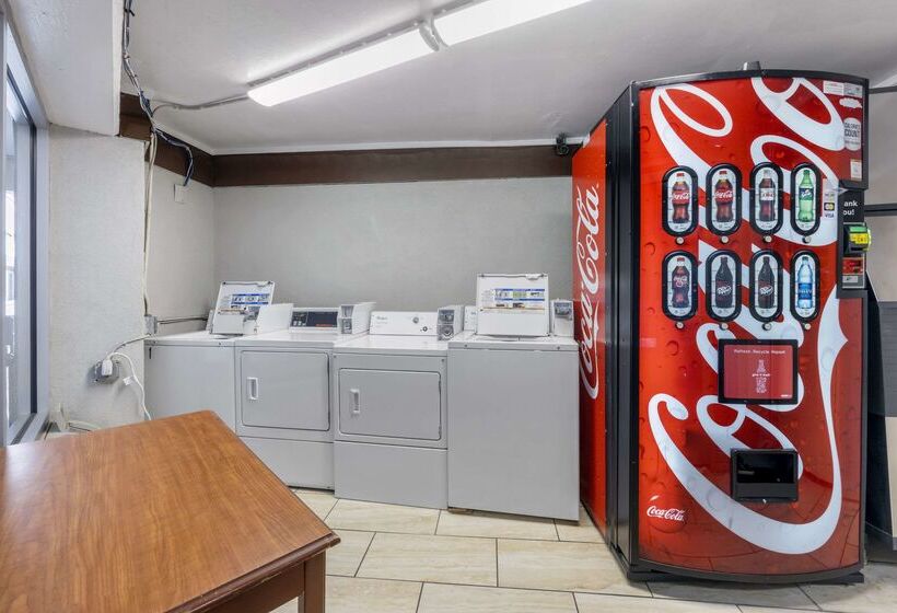 هتل Comfort Inn Downtown Nashville  Music City Center