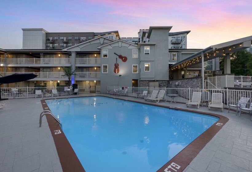 هتل Comfort Inn Downtown Nashville  Music City Center