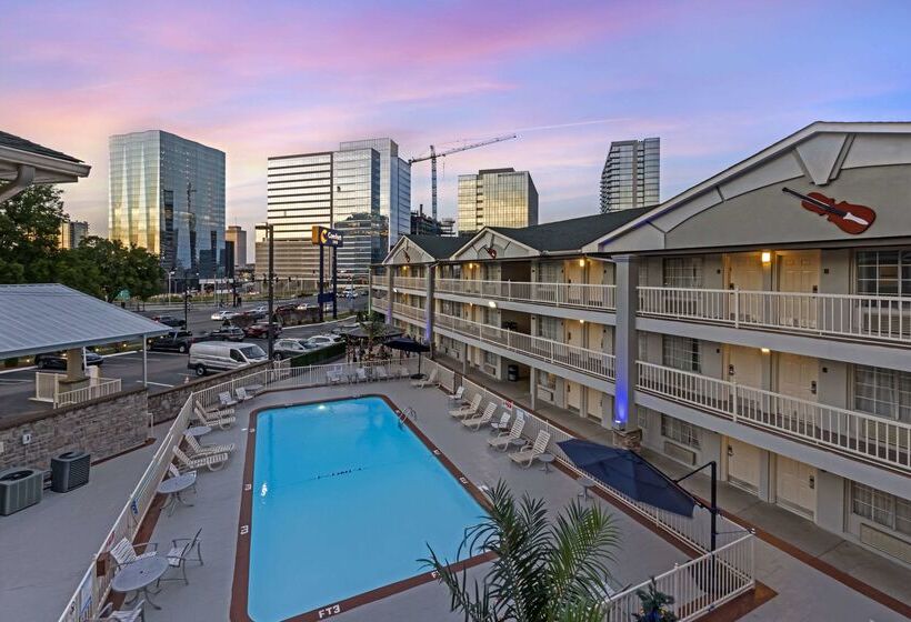 هتل Comfort Inn Downtown Nashville  Music City Center