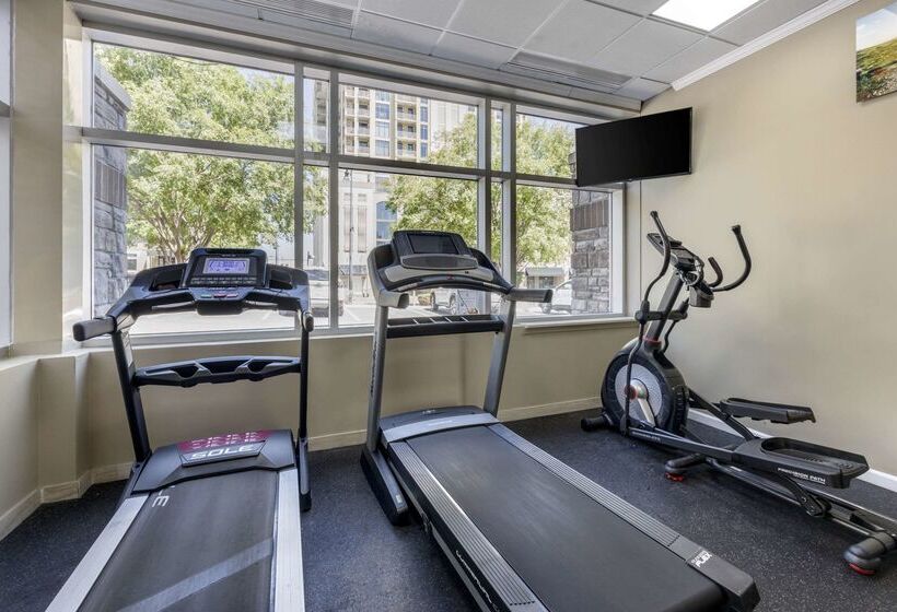 هتل Comfort Inn Downtown Nashville  Music City Center