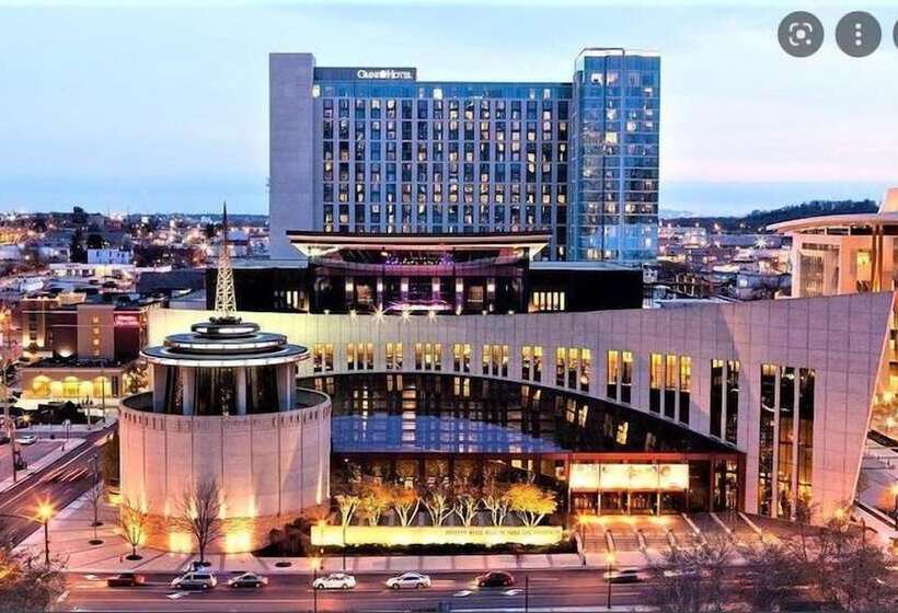 هتل Comfort Inn Downtown Nashville  Music City Center