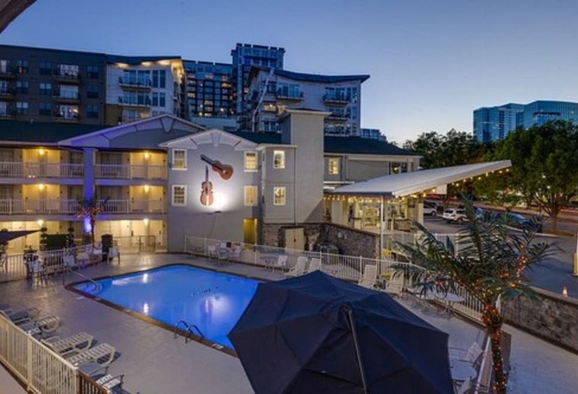 هتل Comfort Inn Downtown Nashville  Music City Center