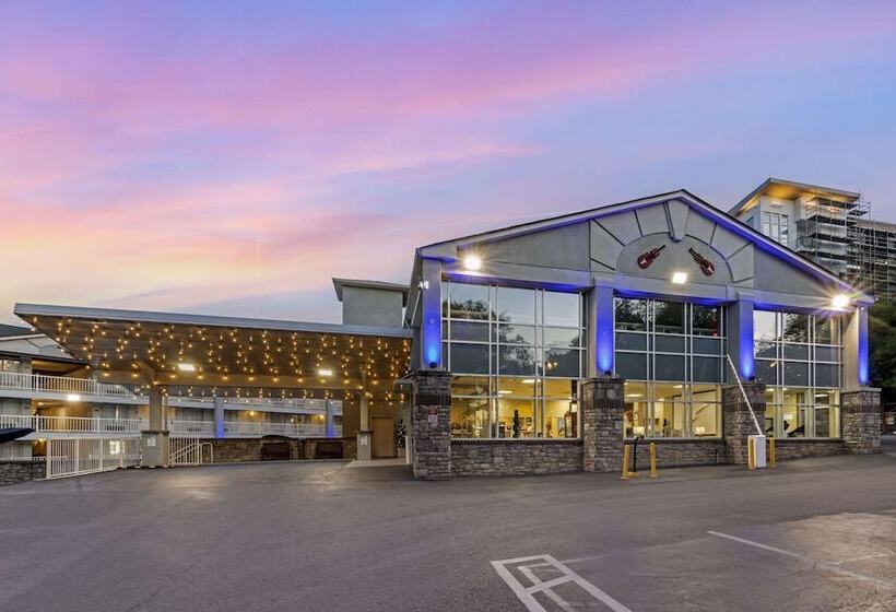 هتل Comfort Inn Downtown Nashville  Music City Center