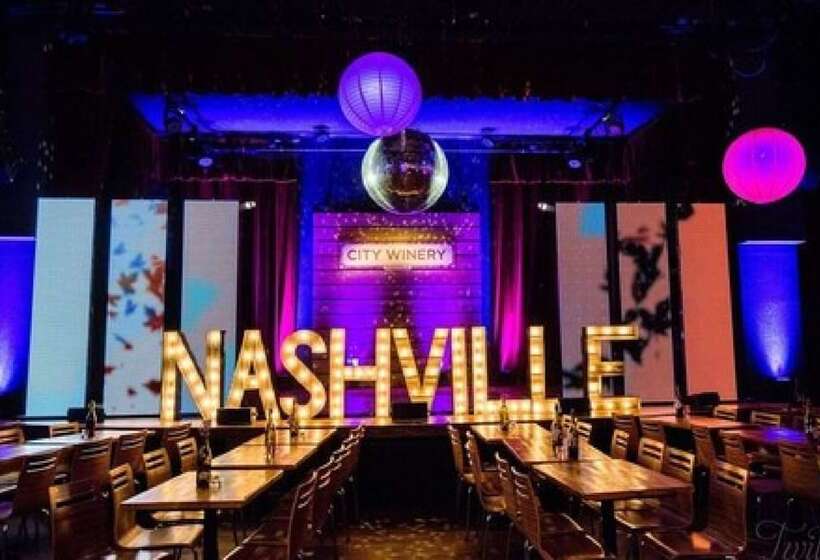 هتل Comfort Inn Downtown Nashville  Music City Center