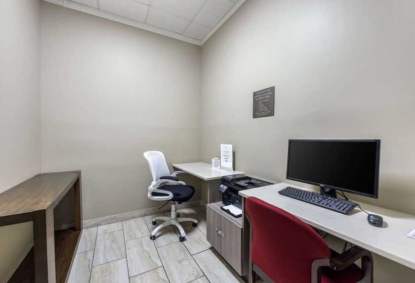 هتل Comfort Inn Downtown Nashville  Music City Center