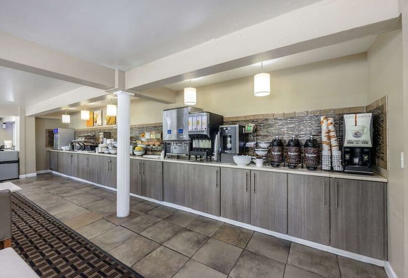 هتل Comfort Inn Downtown Nashville  Music City Center