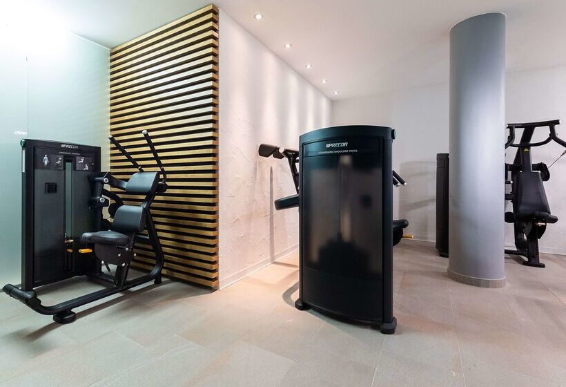 בית מלון כפרי Doubletree By Hilton Frankfurt Niederrad