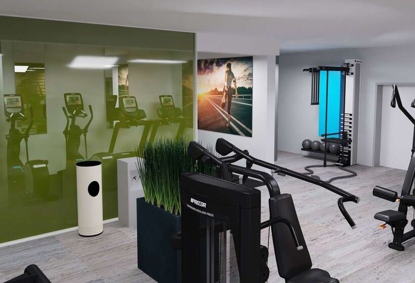 בית מלון כפרי Doubletree By Hilton Frankfurt Niederrad