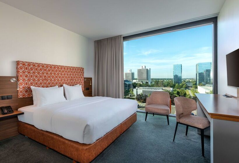 בית מלון כפרי Doubletree By Hilton Frankfurt Niederrad