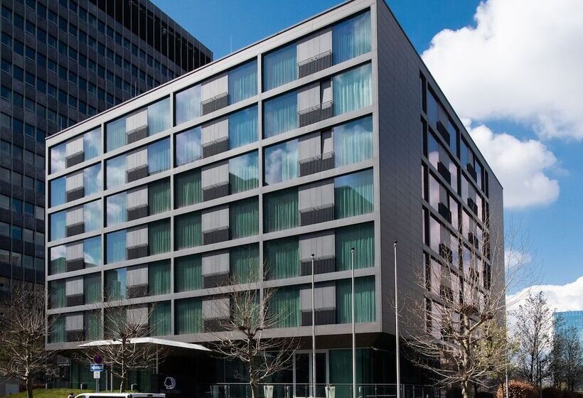 בית מלון כפרי Doubletree By Hilton Frankfurt Niederrad