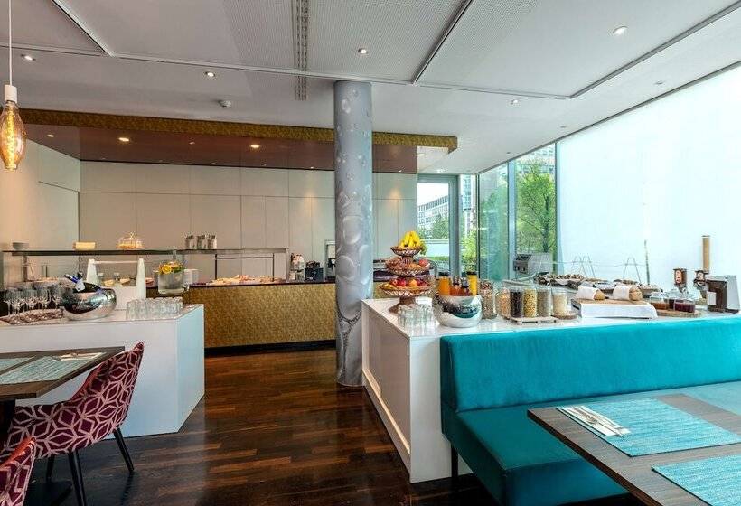 בית מלון כפרי Doubletree By Hilton Frankfurt Niederrad