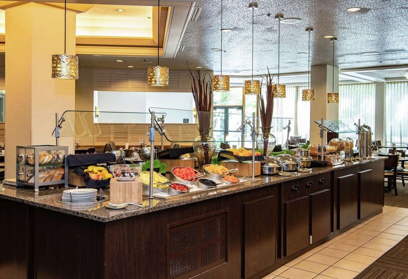 Doubletree By Hilton Hotel Portland