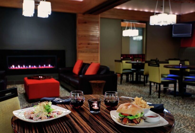 Doubletree By Hilton Hotel Portland