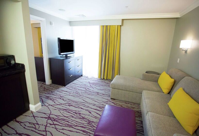 Doubletree By Hilton Hotel Savannah Historic District