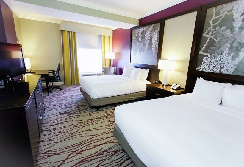 Doubletree By Hilton Hotel Savannah Historic District