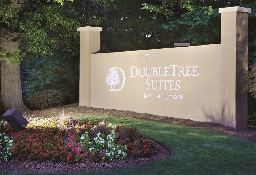 Отель Doubletree Suites By Hilton At The Battery Atlanta