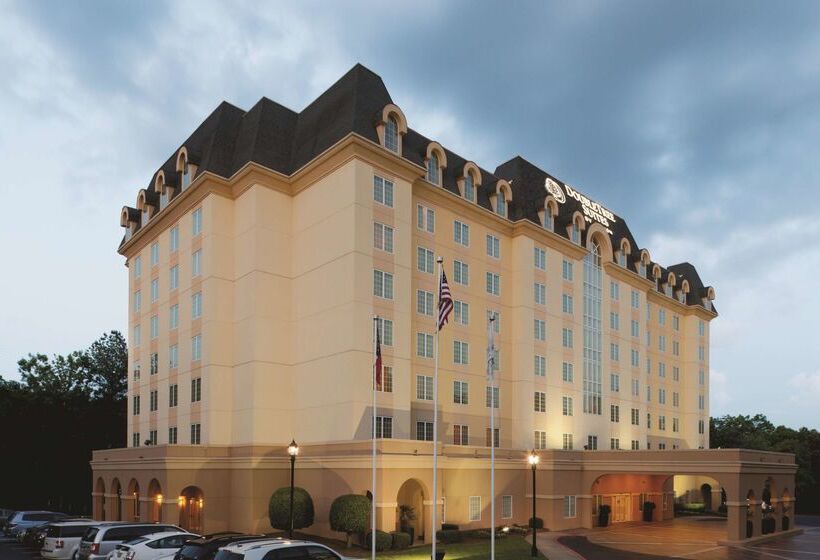 Отель Doubletree Suites By Hilton At The Battery Atlanta