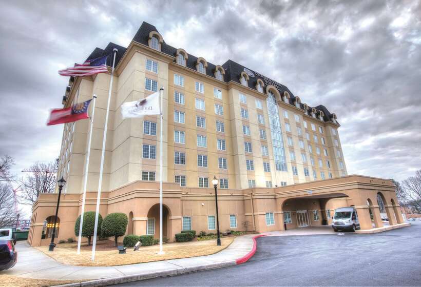 Отель Doubletree Suites By Hilton At The Battery Atlanta