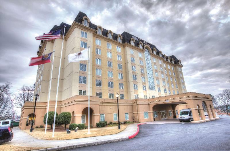Отель Doubletree Suites By Hilton At The Battery Atlanta