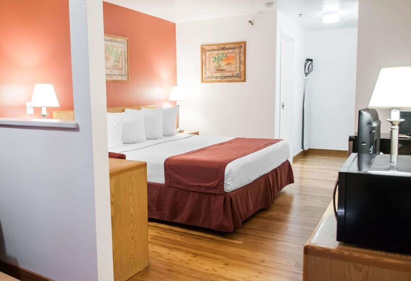 Отель Econo Lodge Old Town