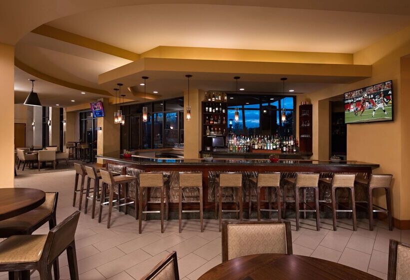 هتل Embassy Suites By Hilton Phoenix Scottsdale