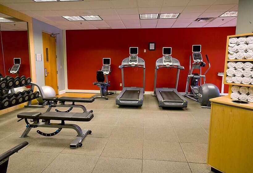 هتل Embassy Suites By Hilton Phoenix Scottsdale