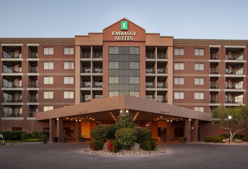هتل Embassy Suites By Hilton Phoenix Scottsdale