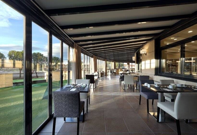 فندق Eurostars Madrid Foro