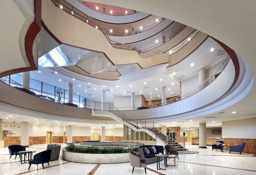 فندق Eurostars Madrid Foro