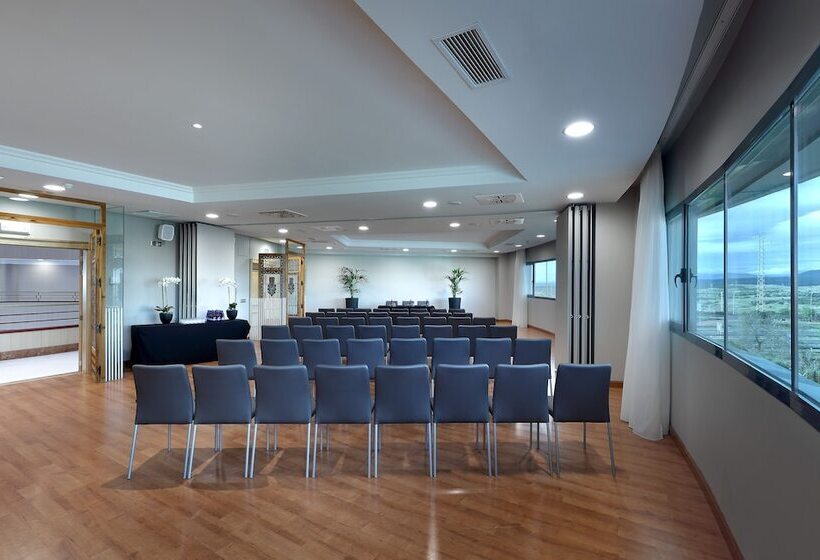 فندق Eurostars Madrid Foro