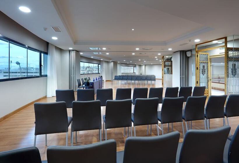 فندق Eurostars Madrid Foro