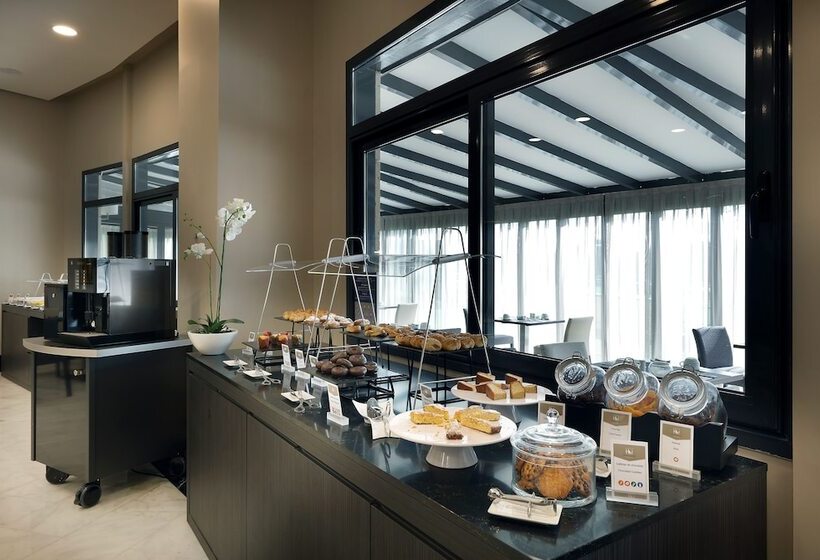 فندق Eurostars Madrid Foro