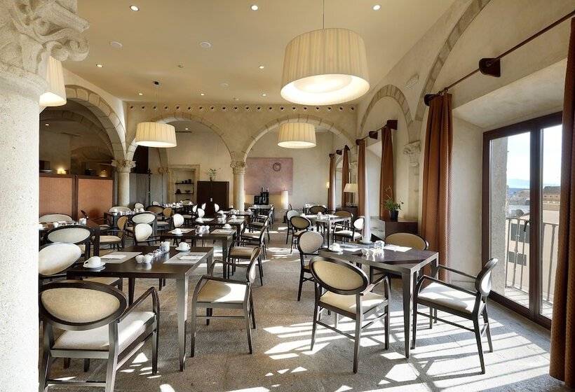 호텔 Eurostars Palacio De Santa Marta