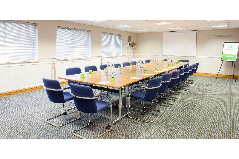 فندق Express Holiday Inn Birmingham North