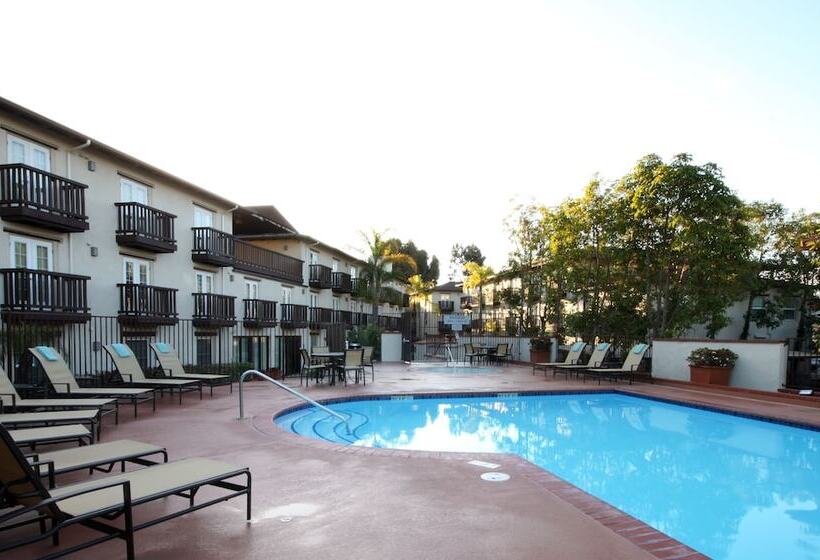 ホテル Fairfield Inn & Suites San Diego Old Town