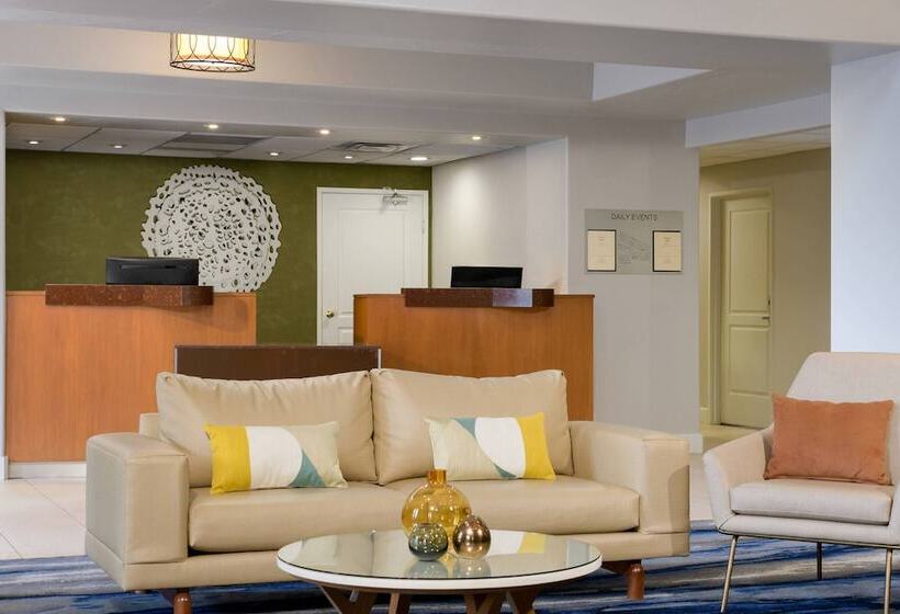 ホテル Fairfield Inn & Suites San Diego Old Town